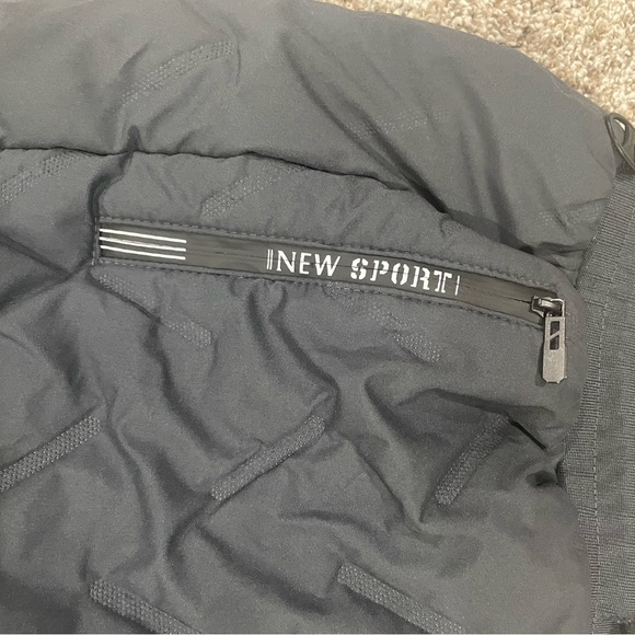 Women’s gray soft wool medium snowpants. Water resistant and thermal. - Picture 6 of 6